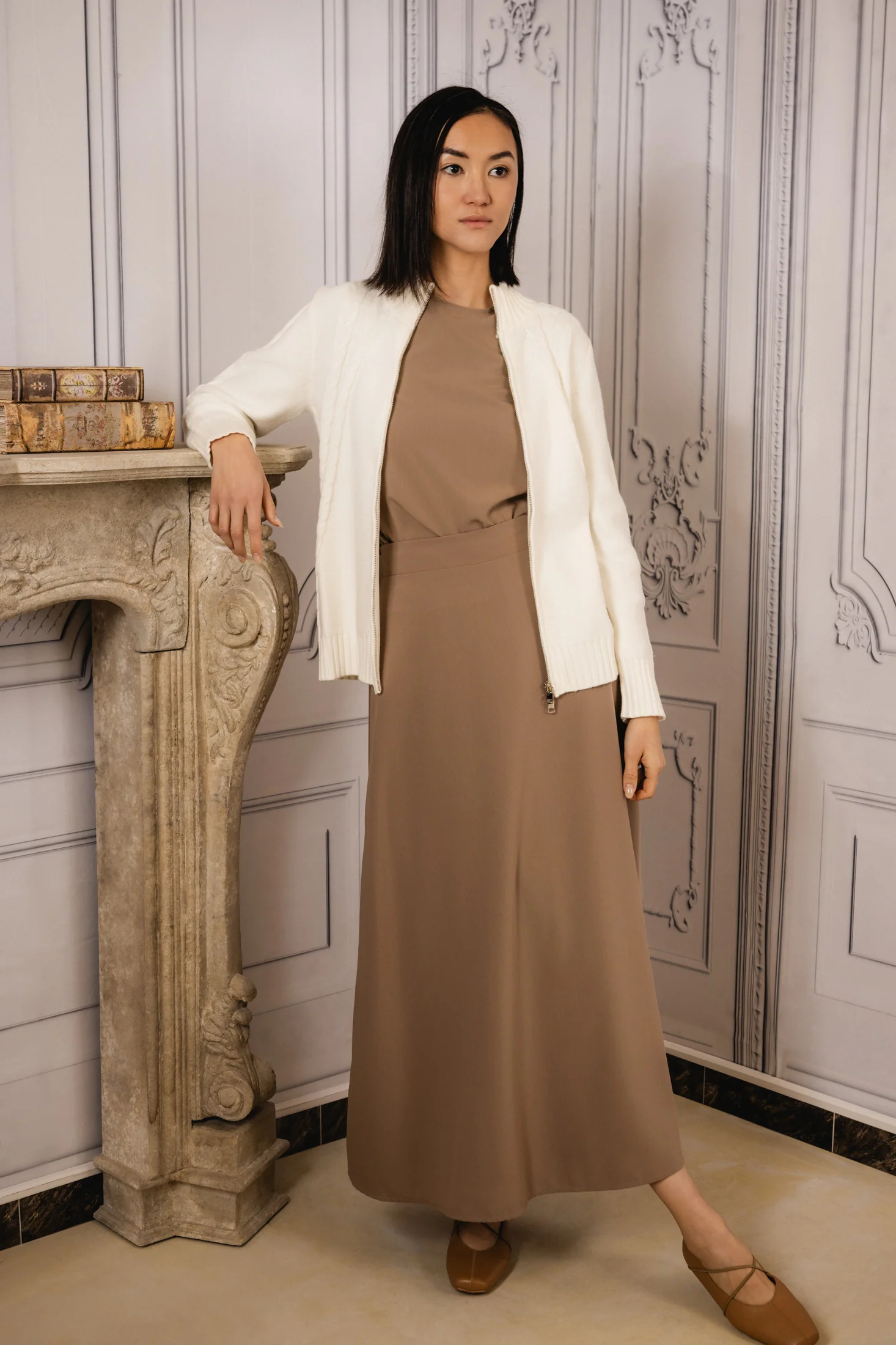 Linda Set | Taupe - Image 5