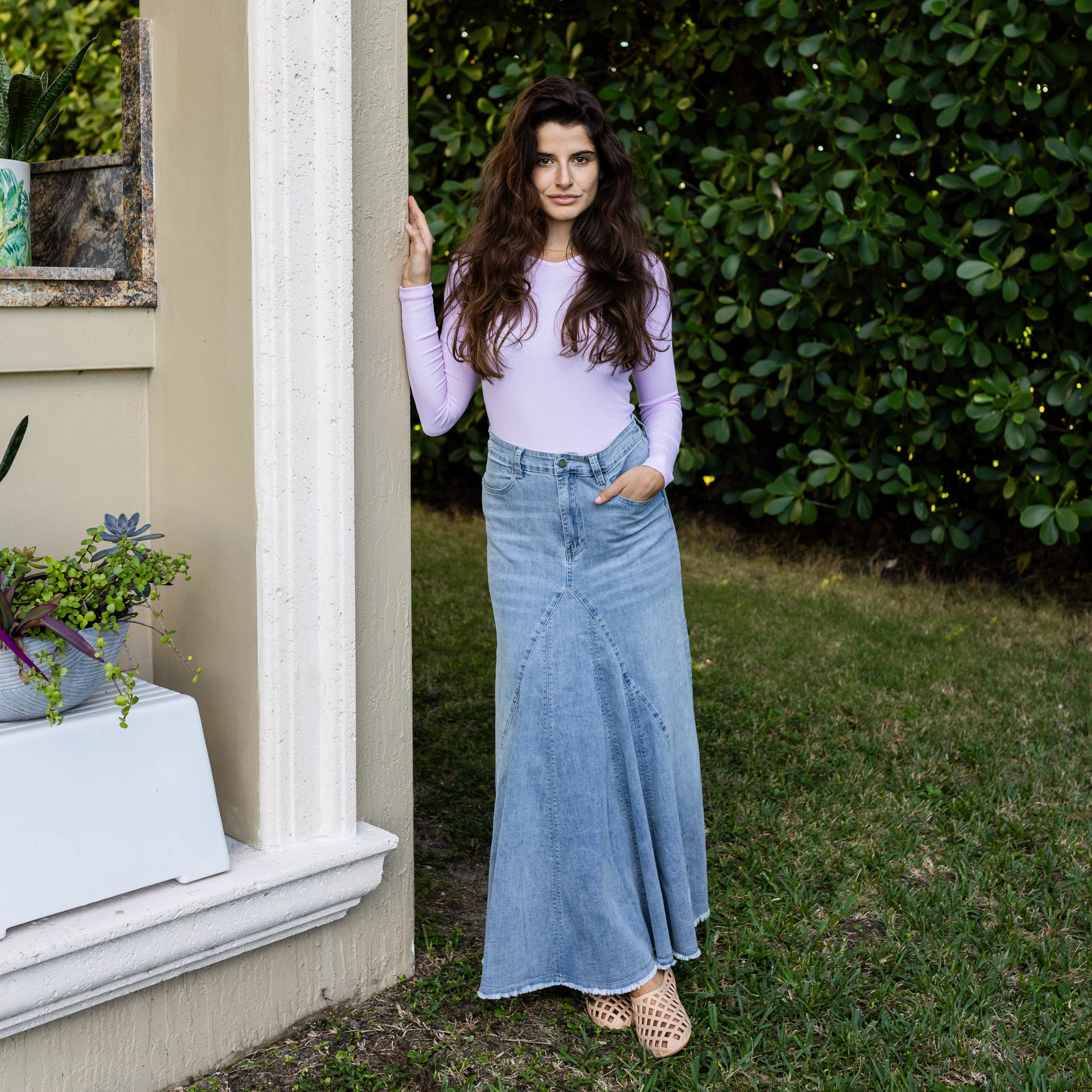 Ribbed V-neck Tee | Lavender - Image 5
